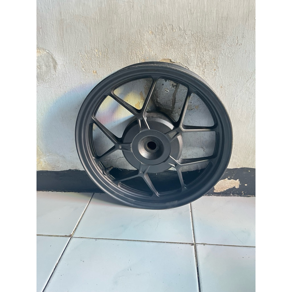 Velg belakang vario 125 LED vario 150 original