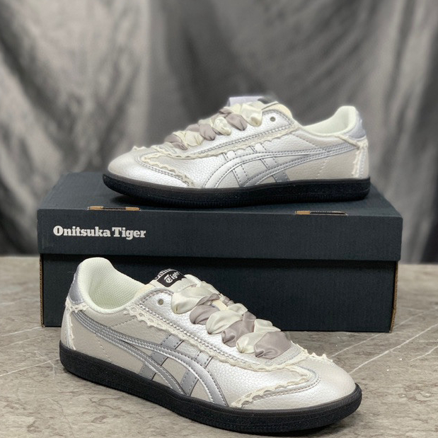 Sepatu Onitsuka Tokuten Silver Ballet French