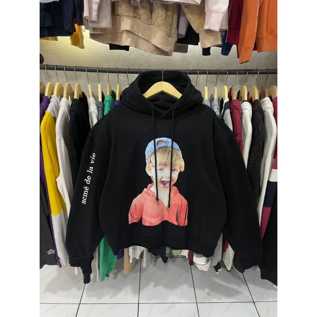 hodie adlv baby face black red boy ( L )