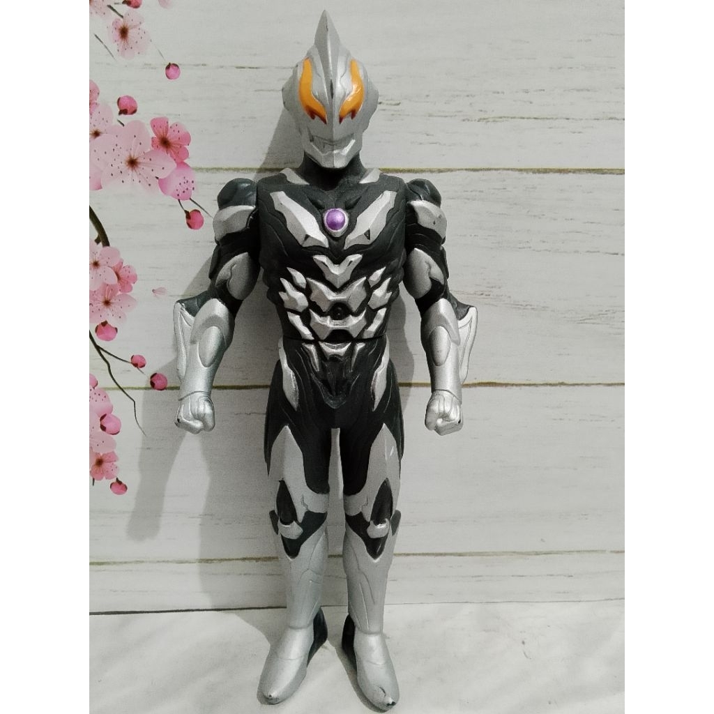Ultra Monster Series DX Belial Atrocius Original Bandai 2017 Sofubi | Series Ultraman Geed