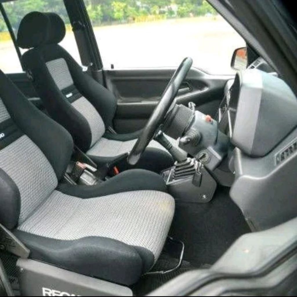Karet peredam suara untuk pintu body mobil suzuki escudo