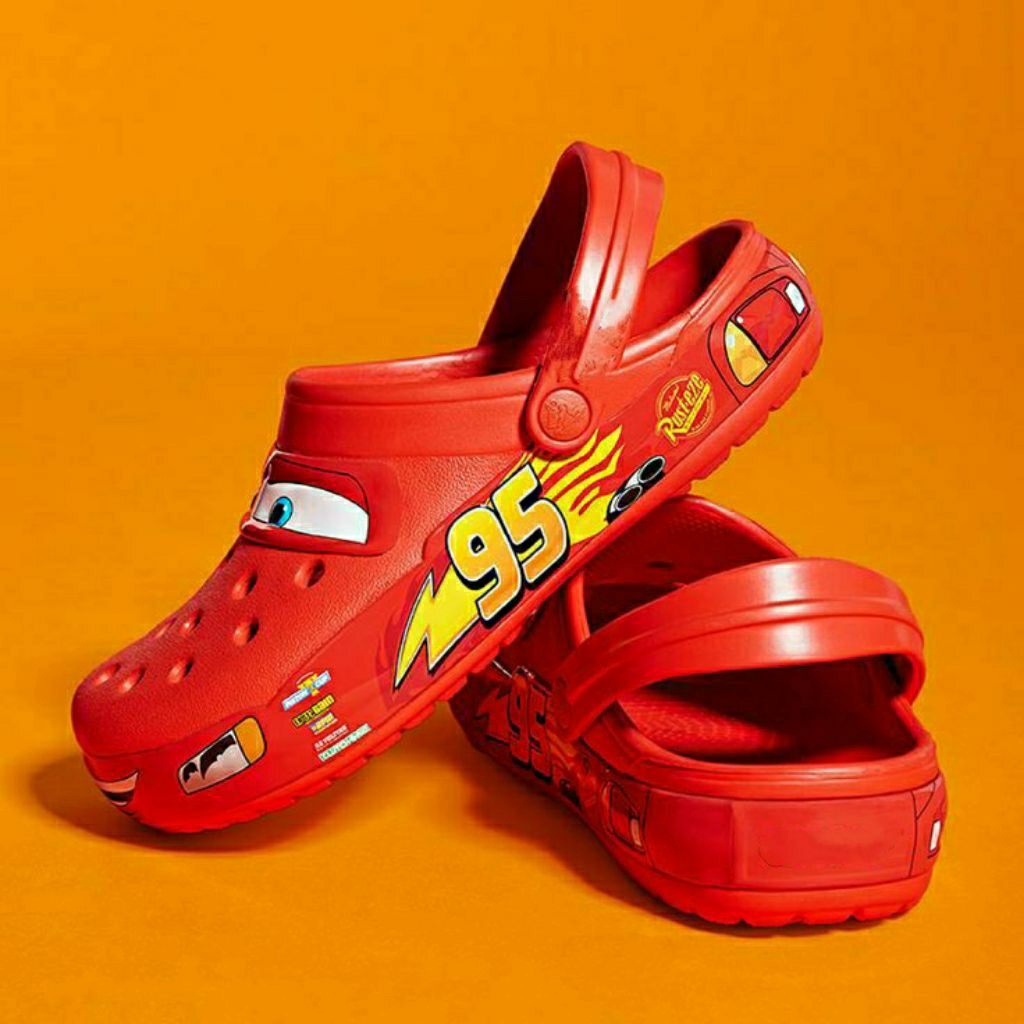 Sandal crocs collab cars mcqueen