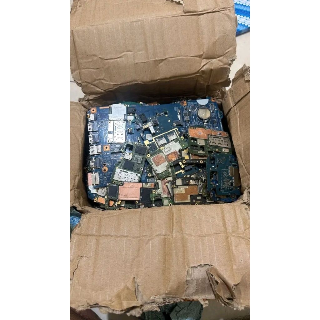 PCB hp ram 2 kebawah dan jadul kondisi gagal service dan mati baca dulu deskripsi sebelum cek out