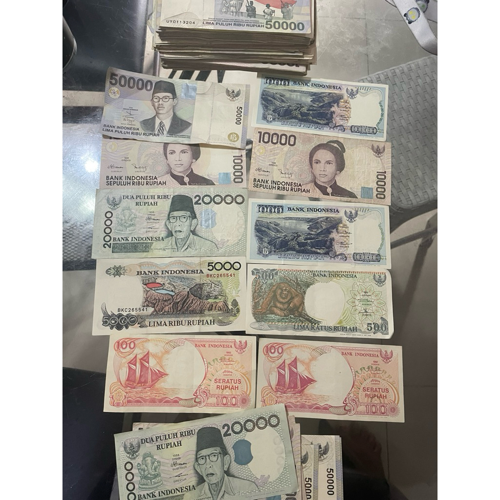 50 Lembar Uang Asli Edisi  lama