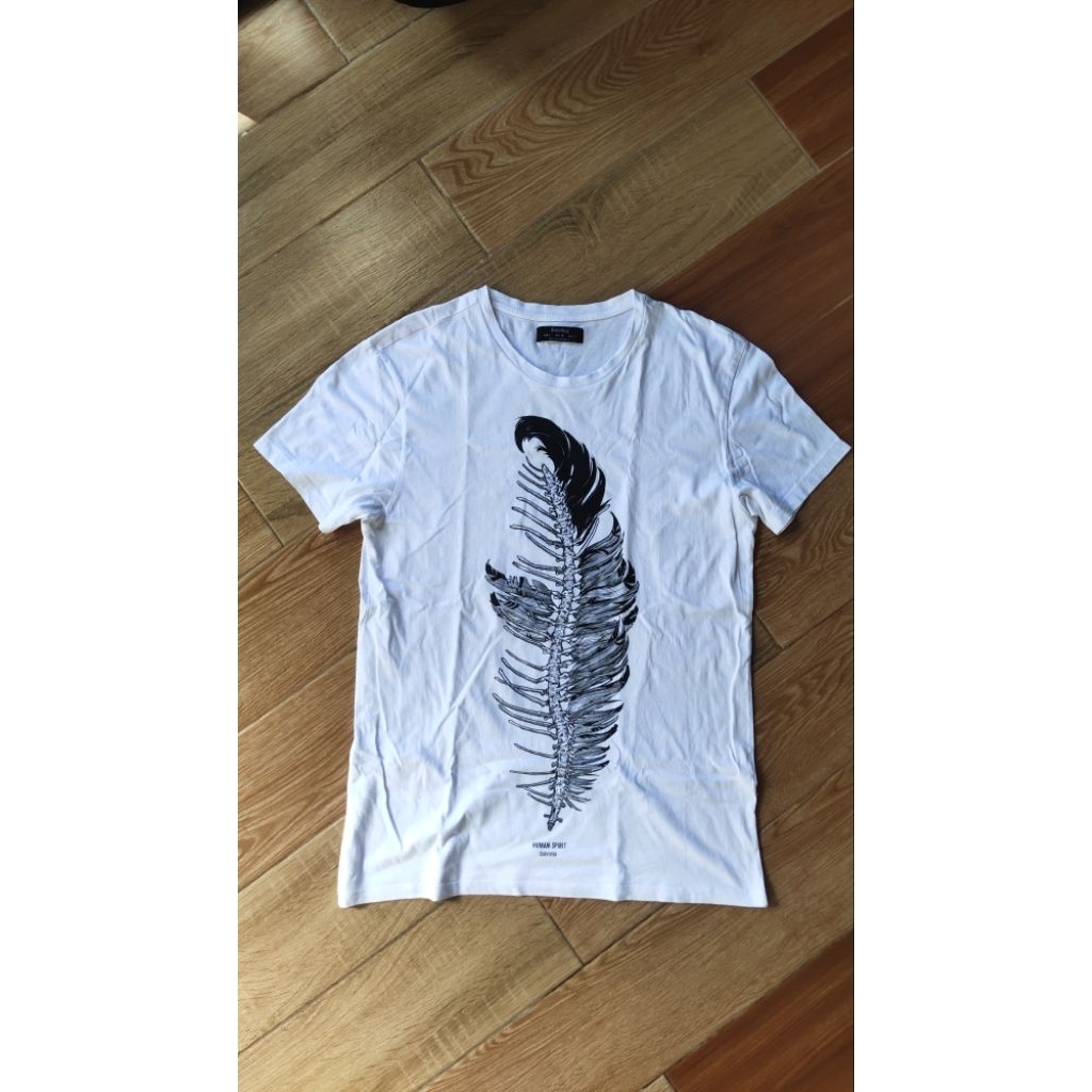 Bershka t-shirt
