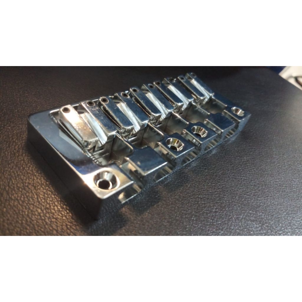 bridge bass 5 string