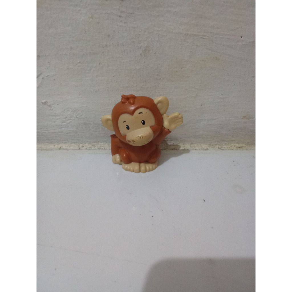 mainan figure little people monkey