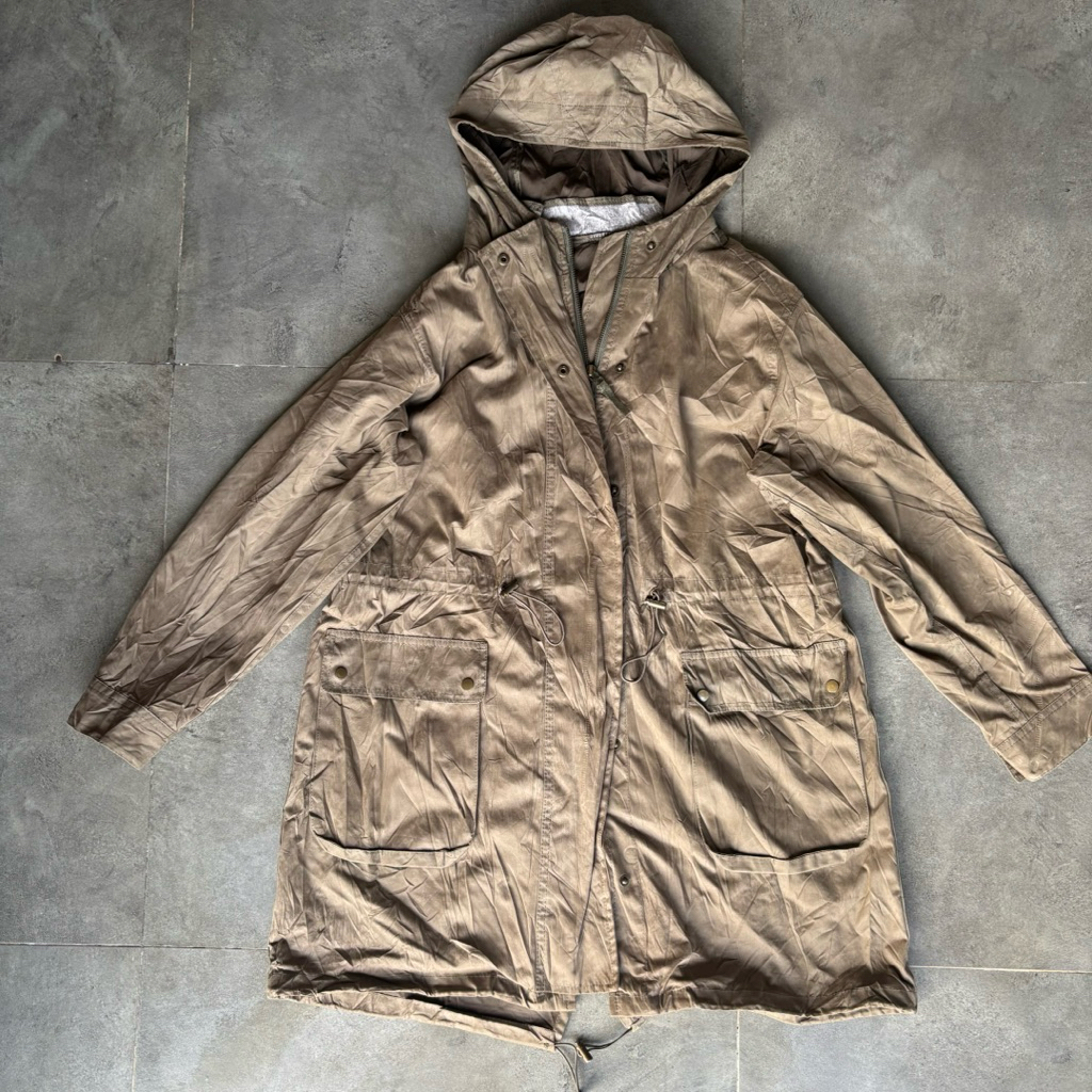 GU by Uniqlo Windproof Parka Jacket Woman