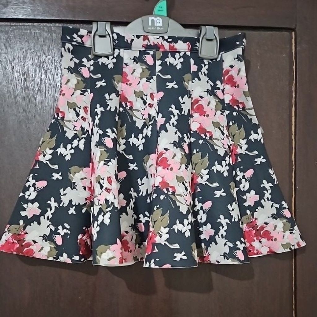 Rok Bunga Hitam Abercrombie Ori (Prleoved)