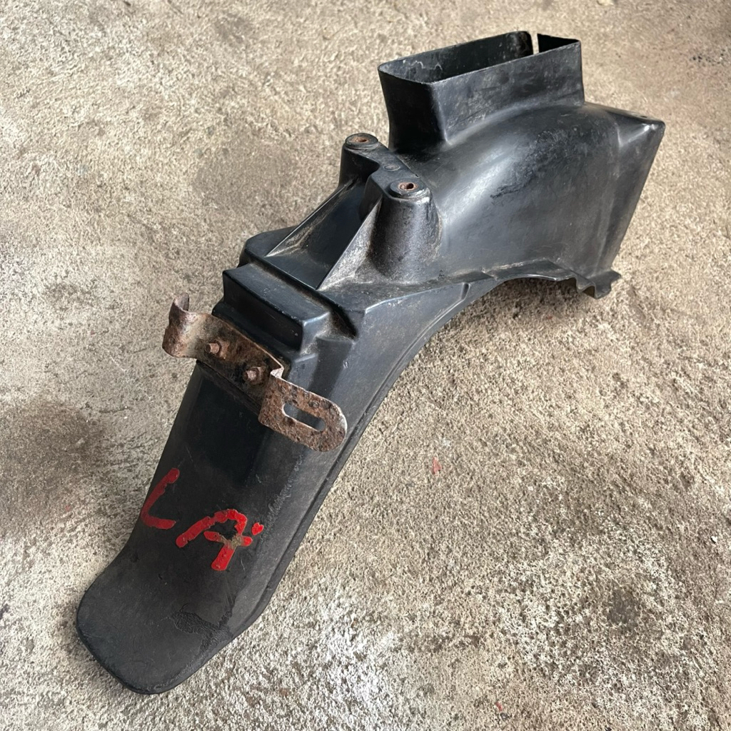 Slebor Belakang Yamaha Alfa original second