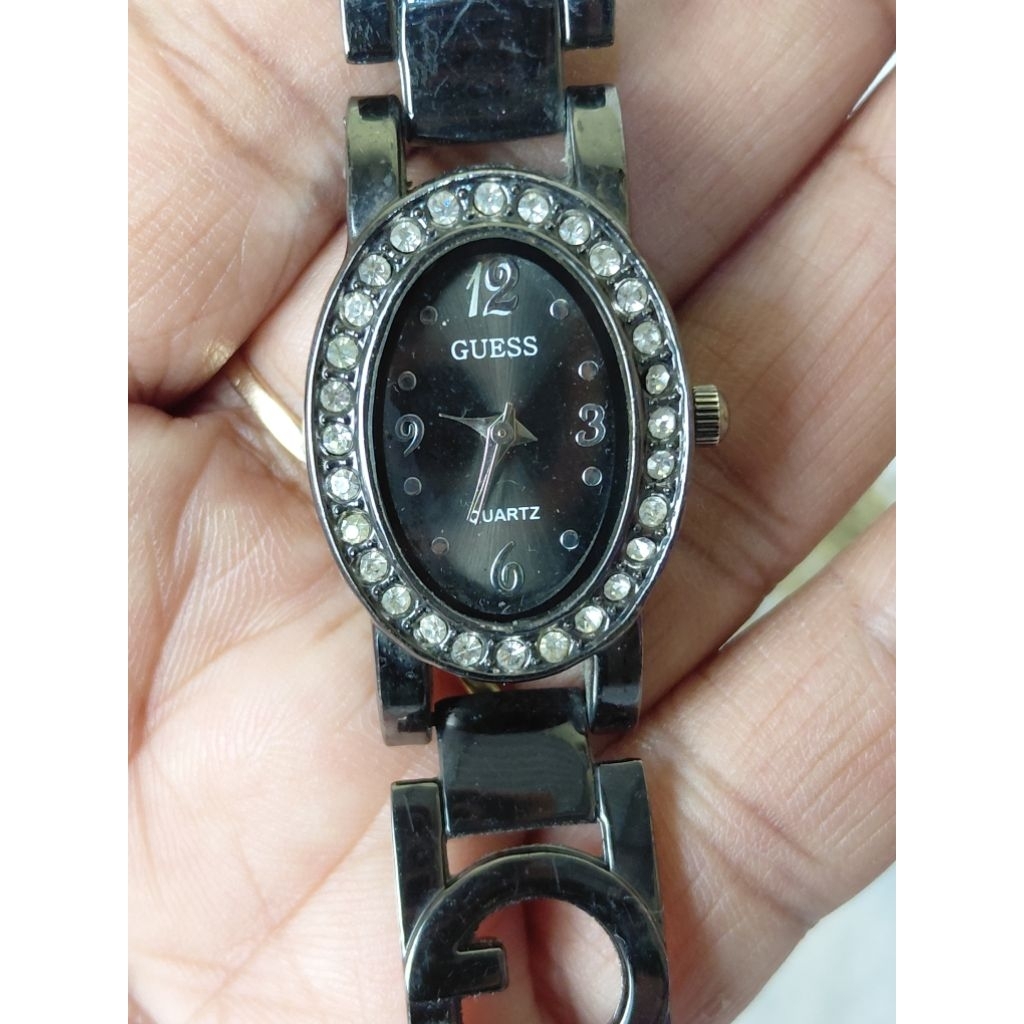 Jam Tangan Wanita Guess Preloved