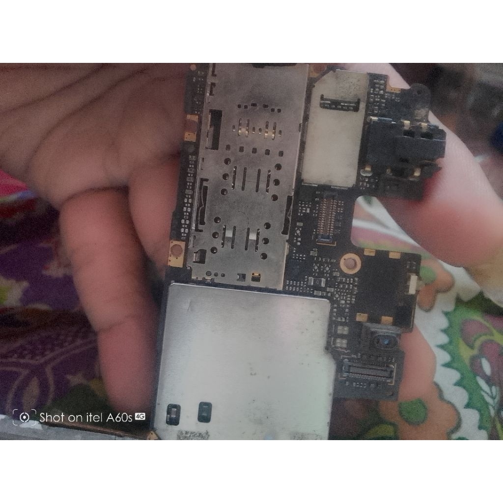 Mesin HP Xiaomi Redmi Note 5A. Snapdragon (Motherboard Saja) minus.tombol on of nya rusak