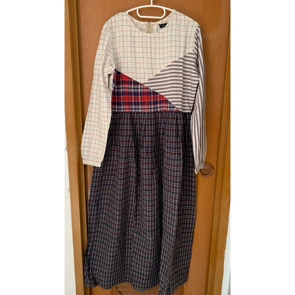 Preloved Midi Dress DFR ORI