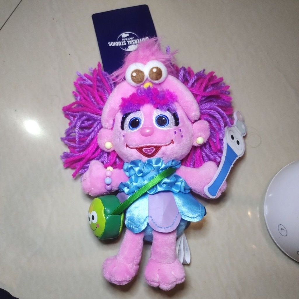 Boneka chain sesame street universal studio jepang