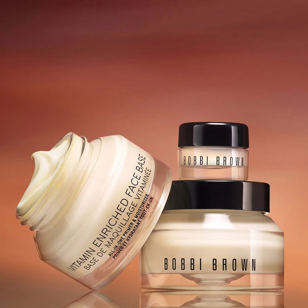 BOBBI BROWN Vitamin Enriched Face Base