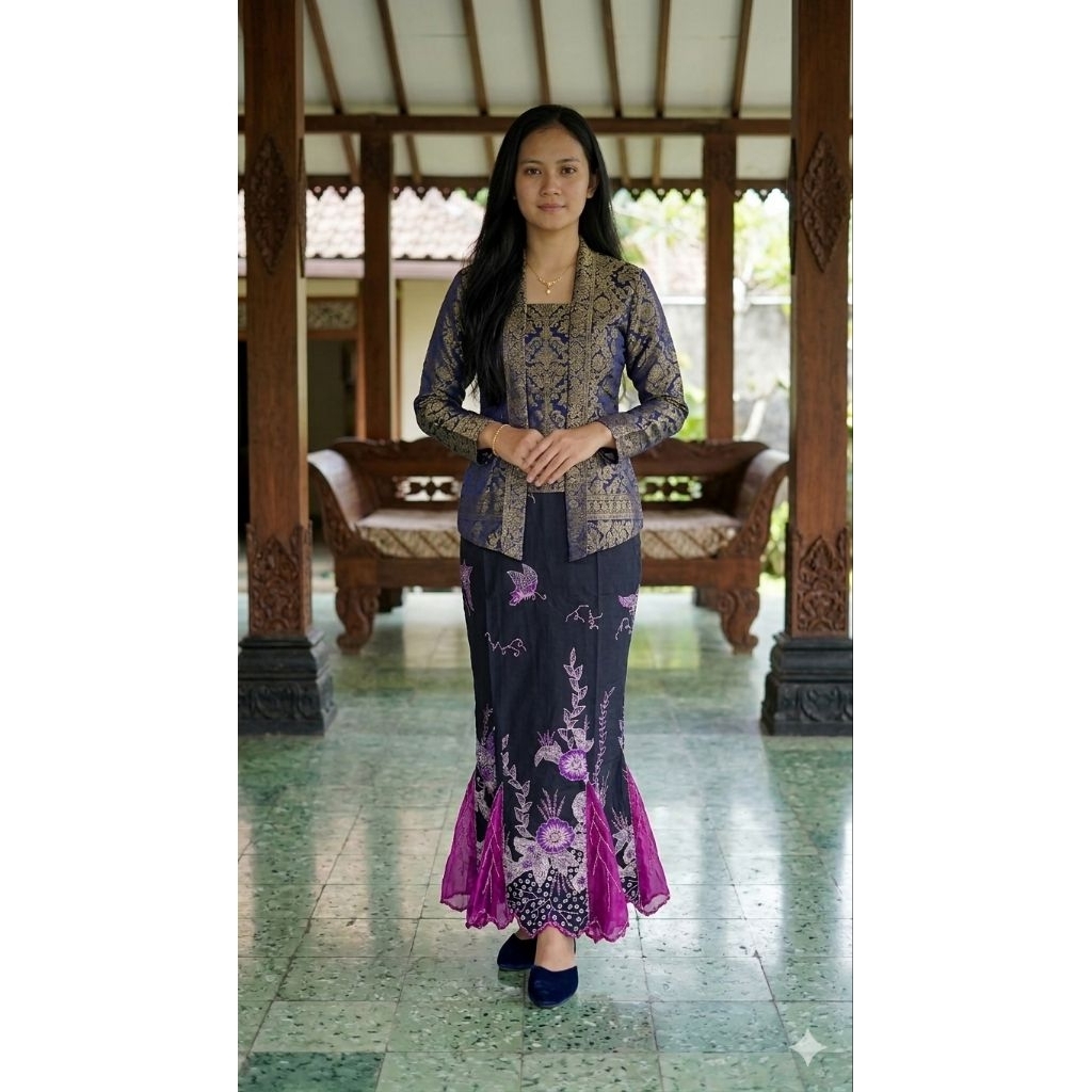 rok Payet ungu hitam bunga batik putih