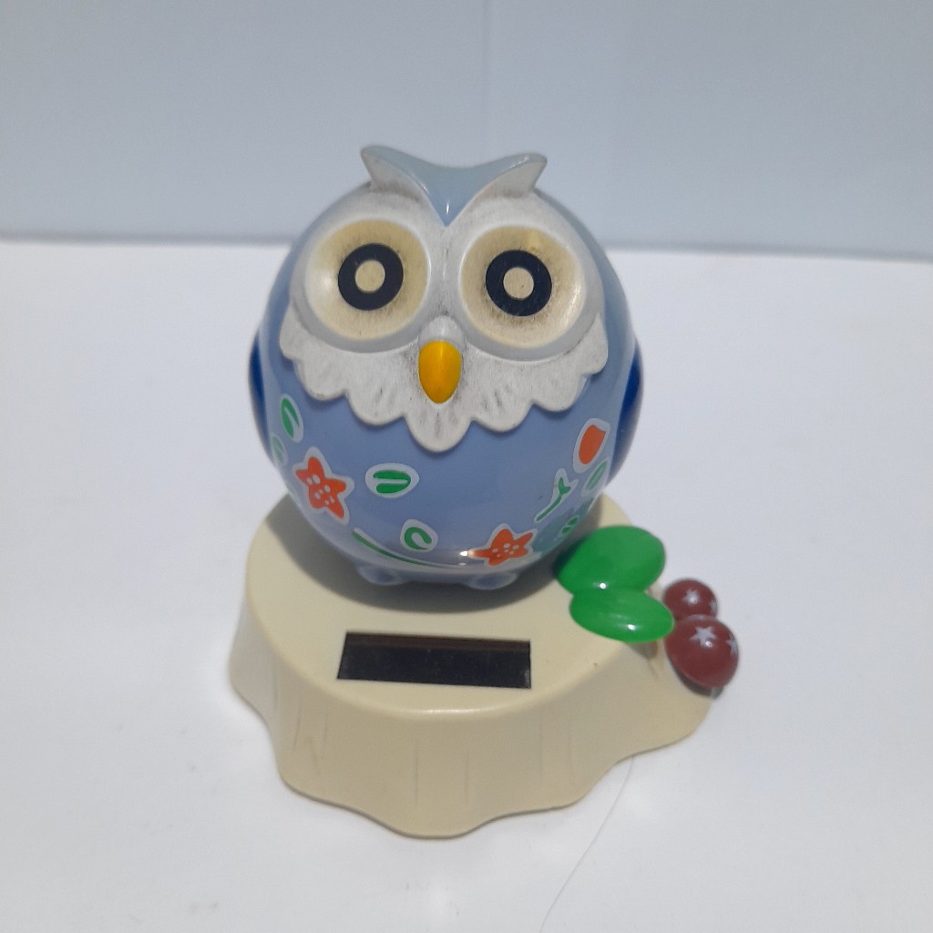 Eco-Friendly Solar Powered Owl Toy (second)
