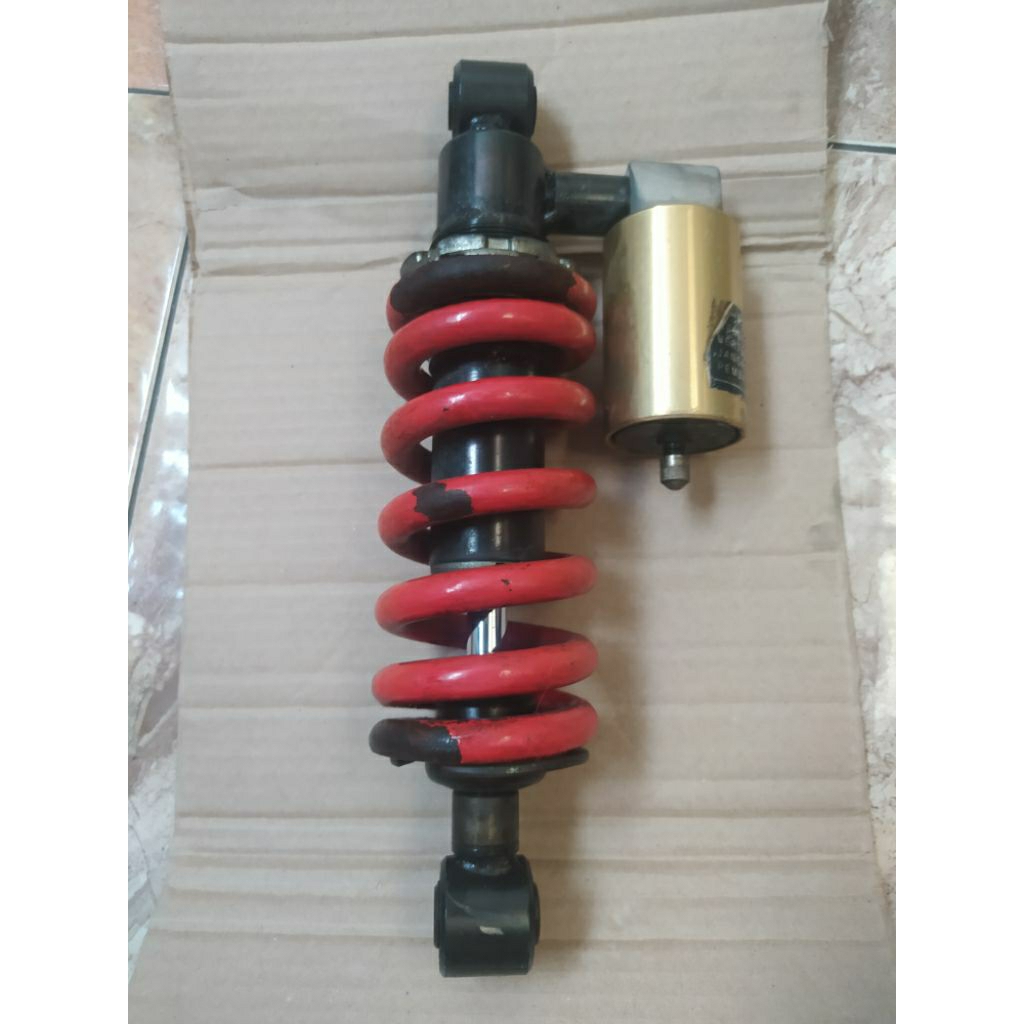 shock belakang ninja RR