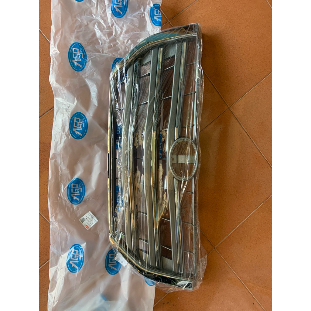 GRILL TOYOTA INNOVA BARONG OEM MODEL ORI 2013-2015/Grill depan Innova barong