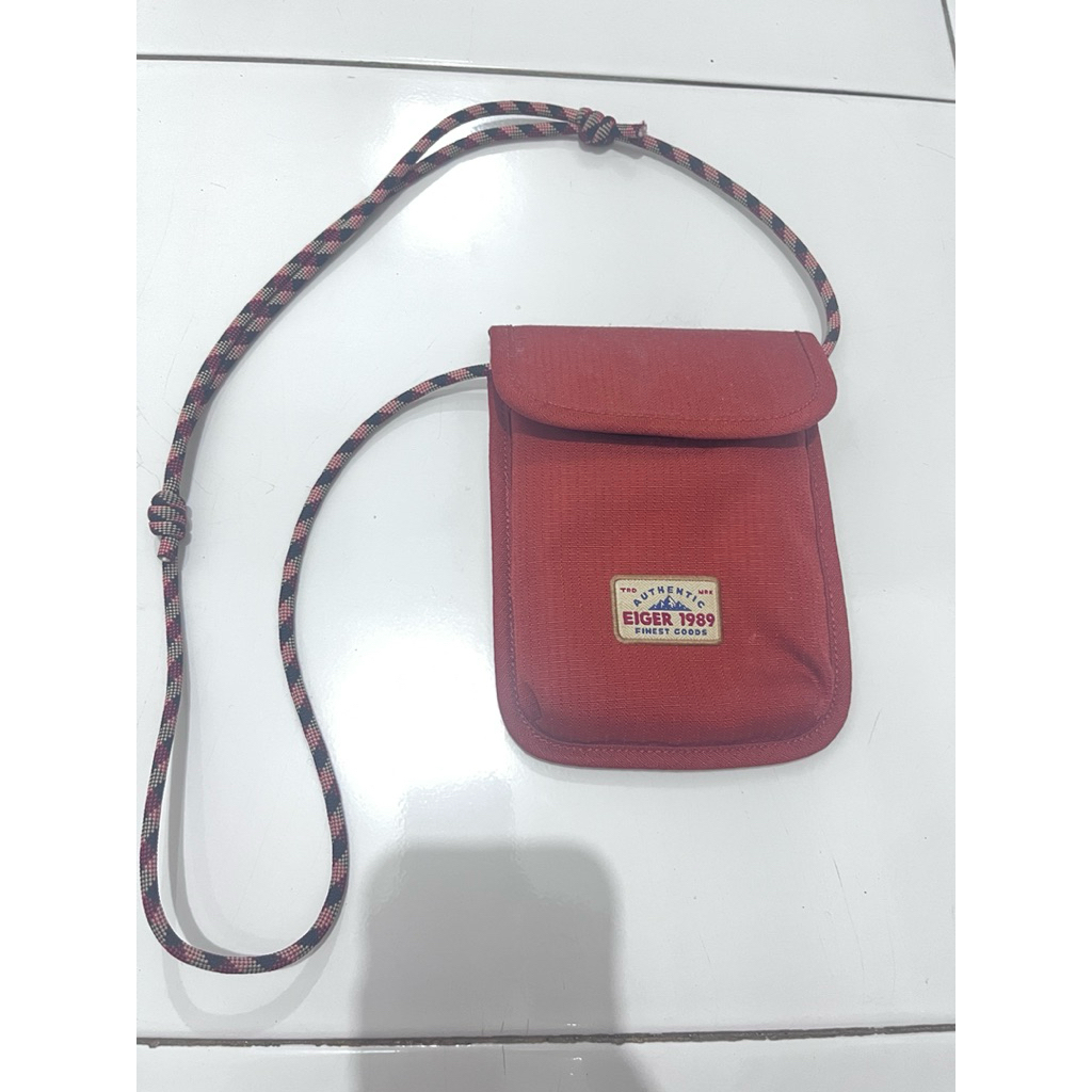 tas eiger merah authentic
