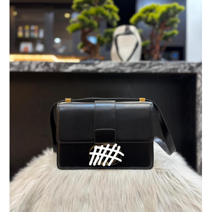 30 MONTAIGNE BOX LEATHER GHW  - BLACK -