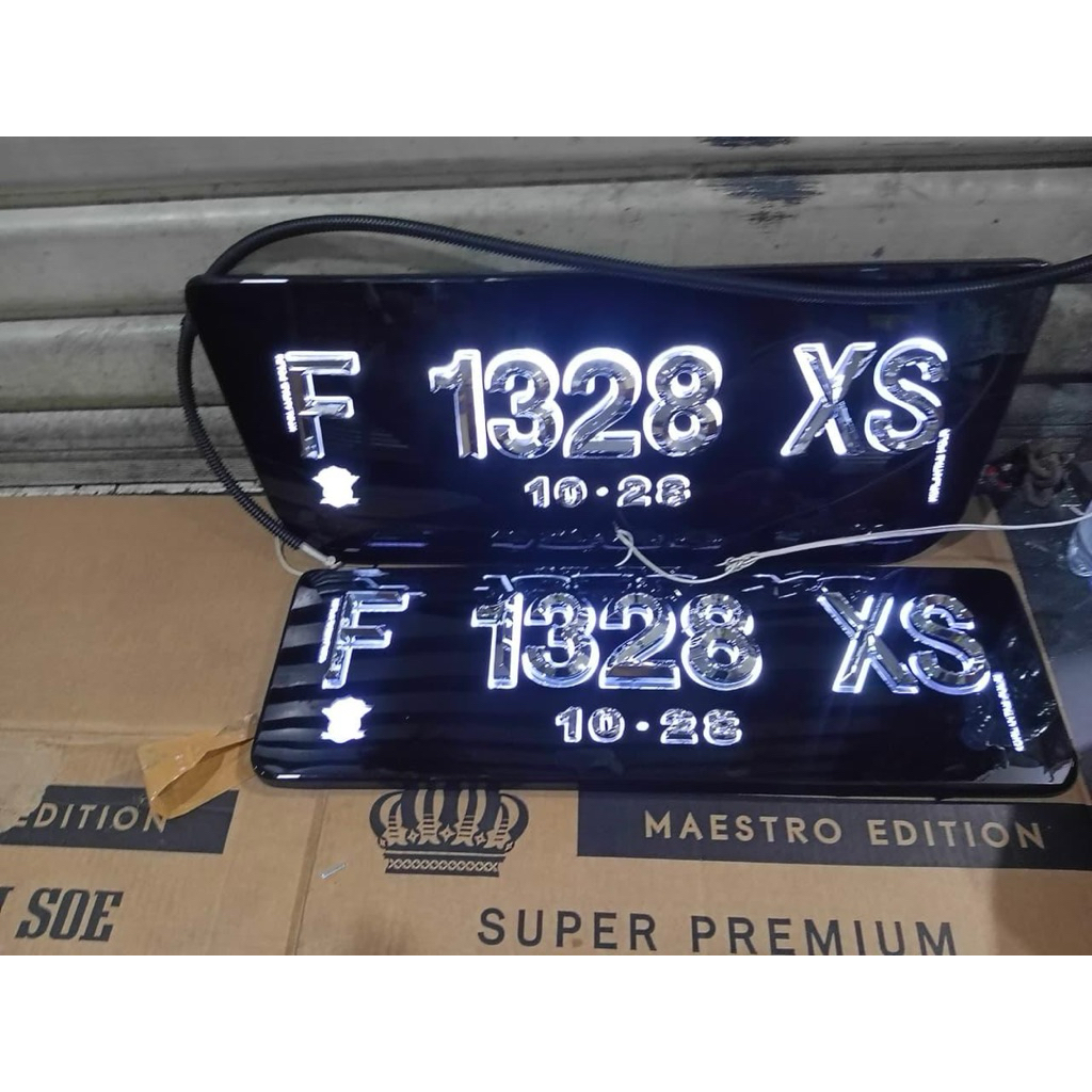 PLAT TIMBUL CHROME LED MOBIL