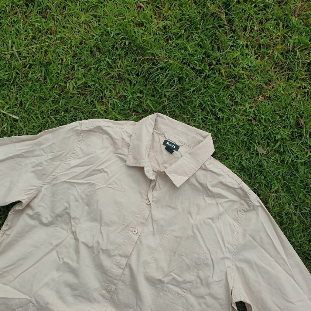 Kemeja cream by ROOTS CANADA