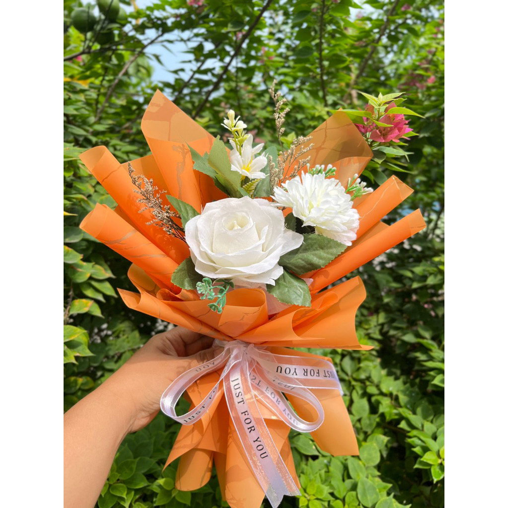 BUKET BUNGA MINI/BUKET BUNGA ARTIFICIAL MINI/buket uang,buket snack