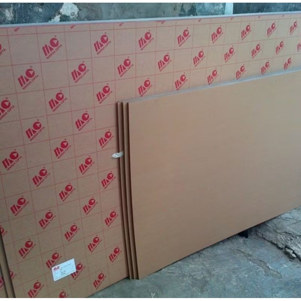 akrilik bening lembaran 12mm x 100cm x 200cm