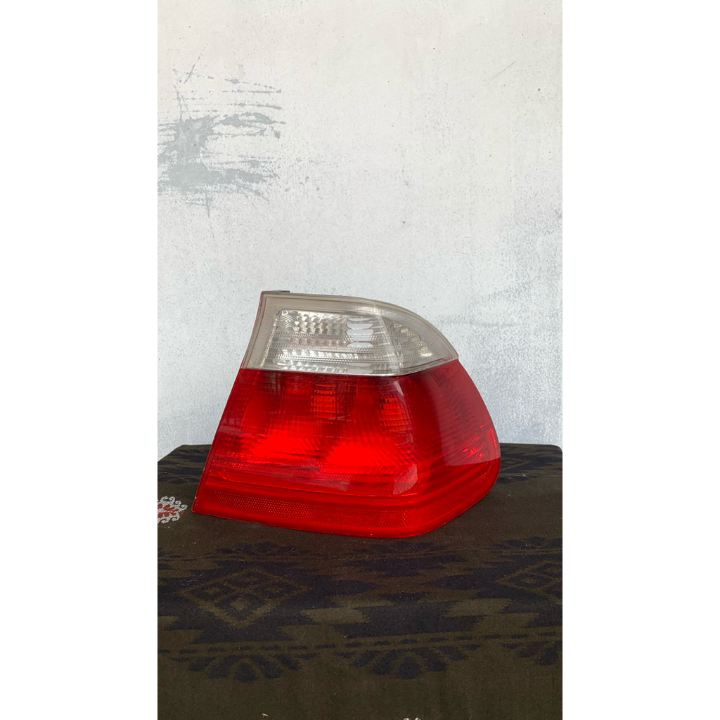 stoplamp lampu belakang  bmw e46 series 3