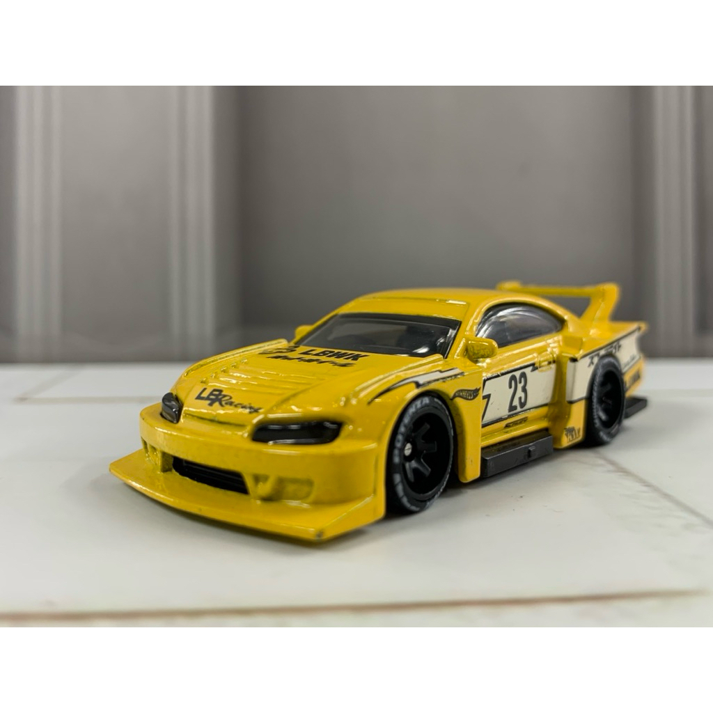 Hotwheels S15 LBWK kuning loose mulus