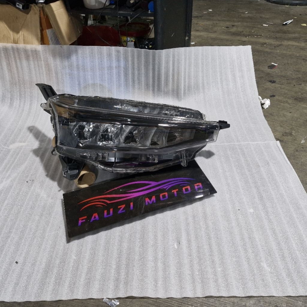 Headlamp Lampu Depan Xenia led 2023 2024 2025 original