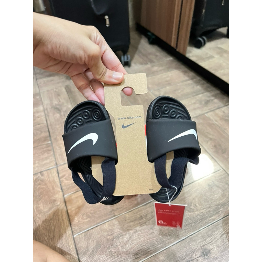 nike kawa black