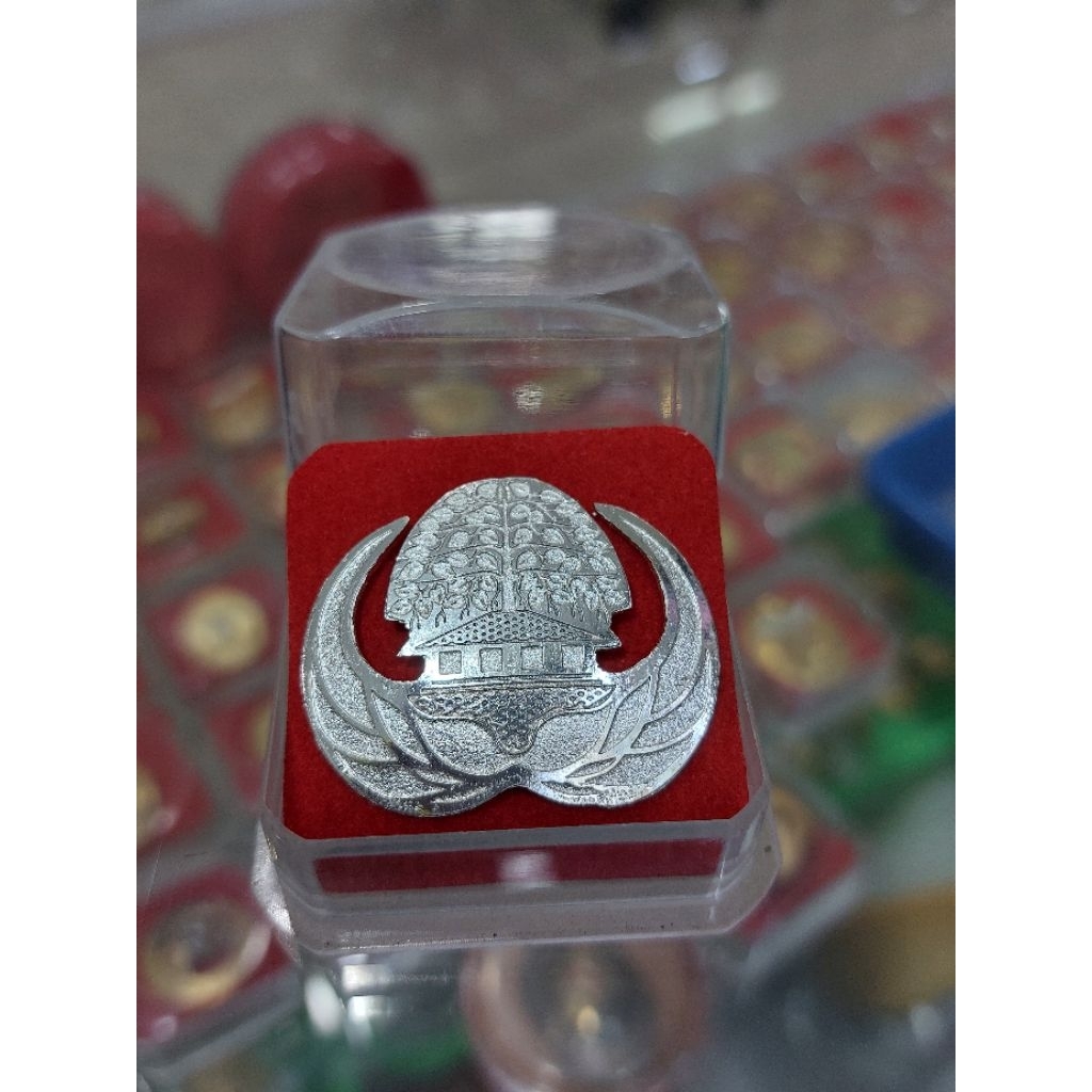 PIN KORPRI SILVER