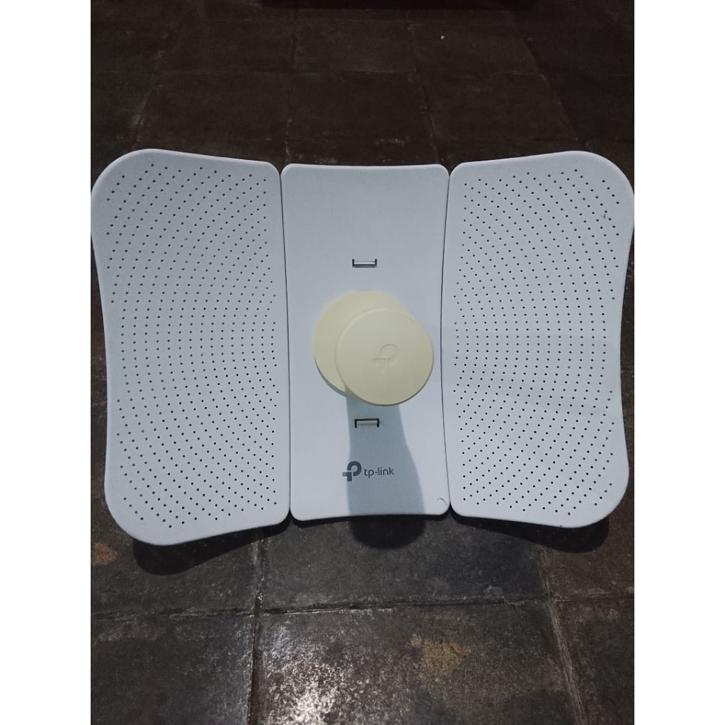 tplink CPE 605 SECOND / BEKAS, minus tutup CONEKTOR & Bonus adaptor POE