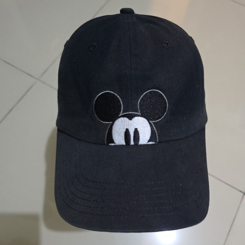 Topi Disney Mickey Mouse "Peek-A-Boo" original