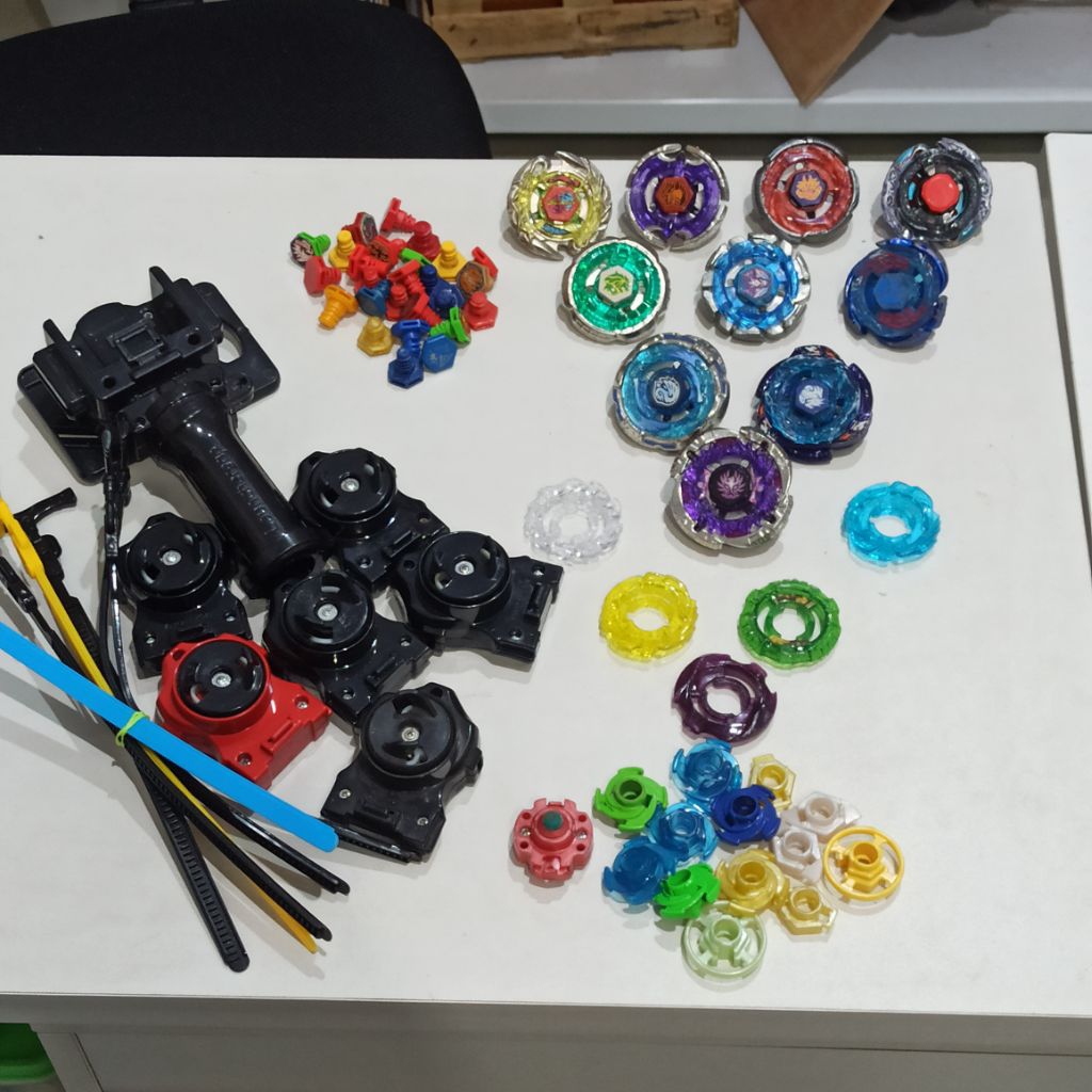 Beyblade Set Borongan Murcer Beyblade Metal Fight Take All merek Hongyi