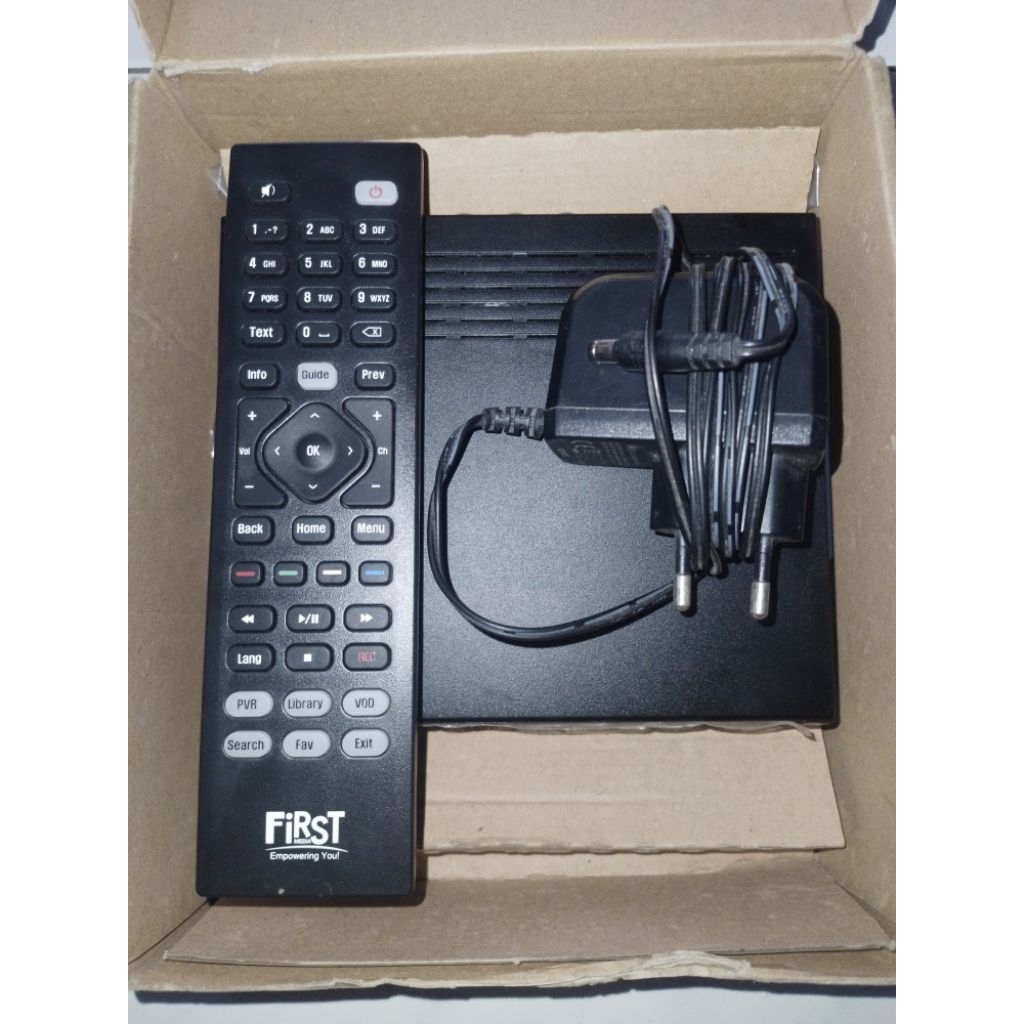 STB DIGITAL HD TV RECEIVER