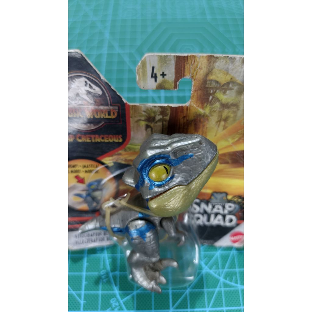 Jurassic World Snap Squad Velociraptor Blue Mini Figure Original Mattel Dino