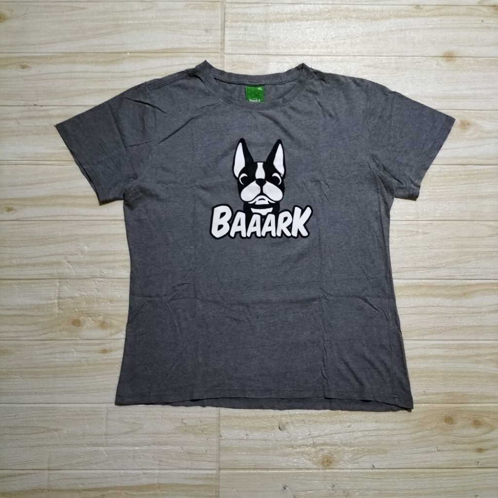 1036. T Shirt Kaos Three QR   Size XL fit M   LD108