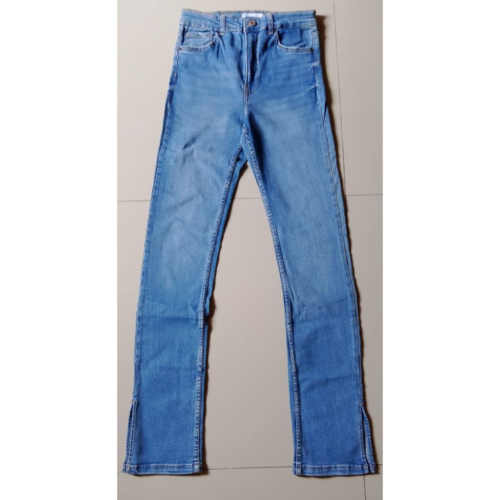 Celana bershka