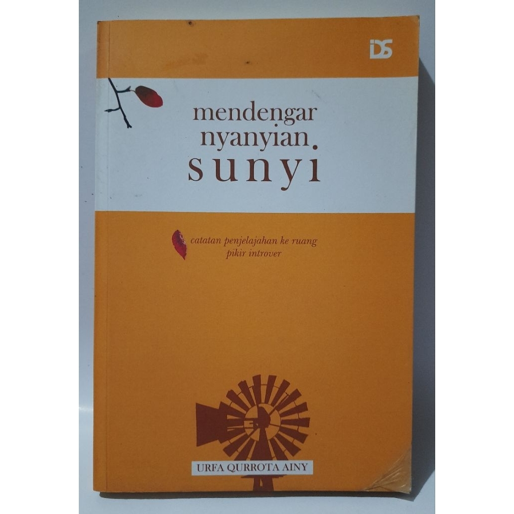 Buku Mendengar Nyanyian Sunyi kolpri