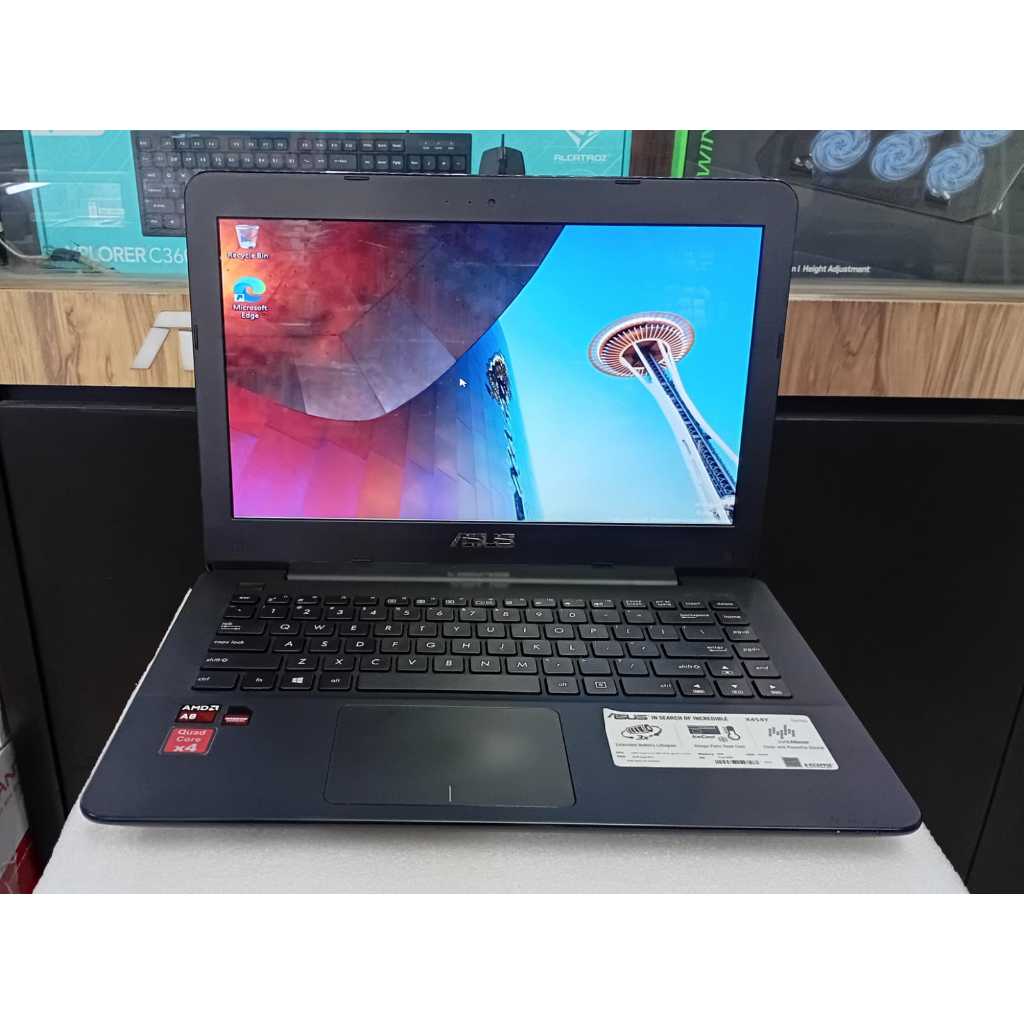 LAPTOP SECOND laptop leptop second asus x454y Amd a8-7410 Ram 4gb Hdd 500 gb 14 ic siap pakai