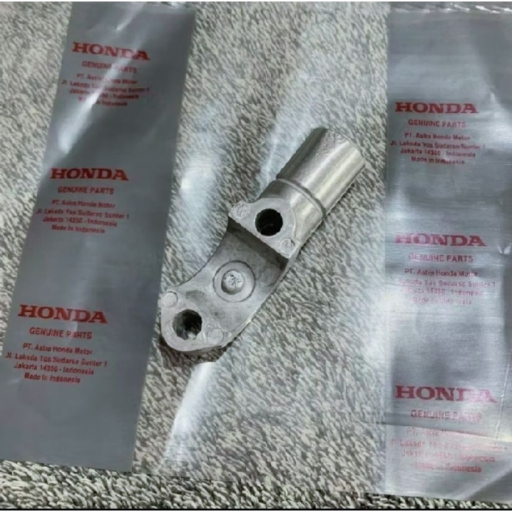 Dudukan Spion Motor Beat FI New Beat Honda Street Scoopy FI K1A.K2F. Silver Original100%