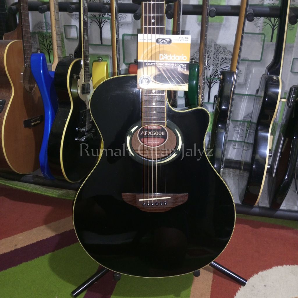 gitar bekas second seken Yamaha apx500II original
