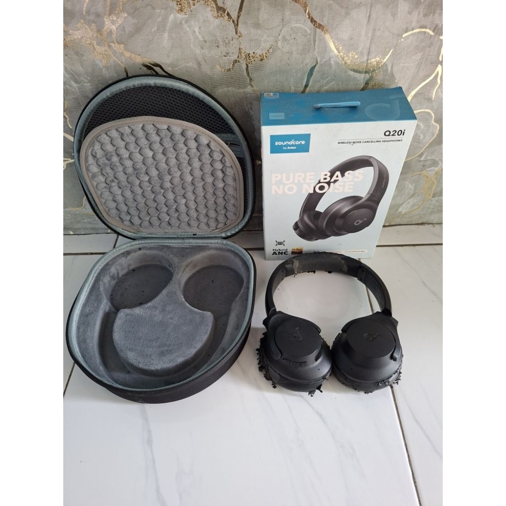 Headphone Soundcore Q20i