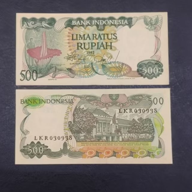 UANG KUNO 500 RUPIAH BUNGA BANGKAI TAHUN 1982