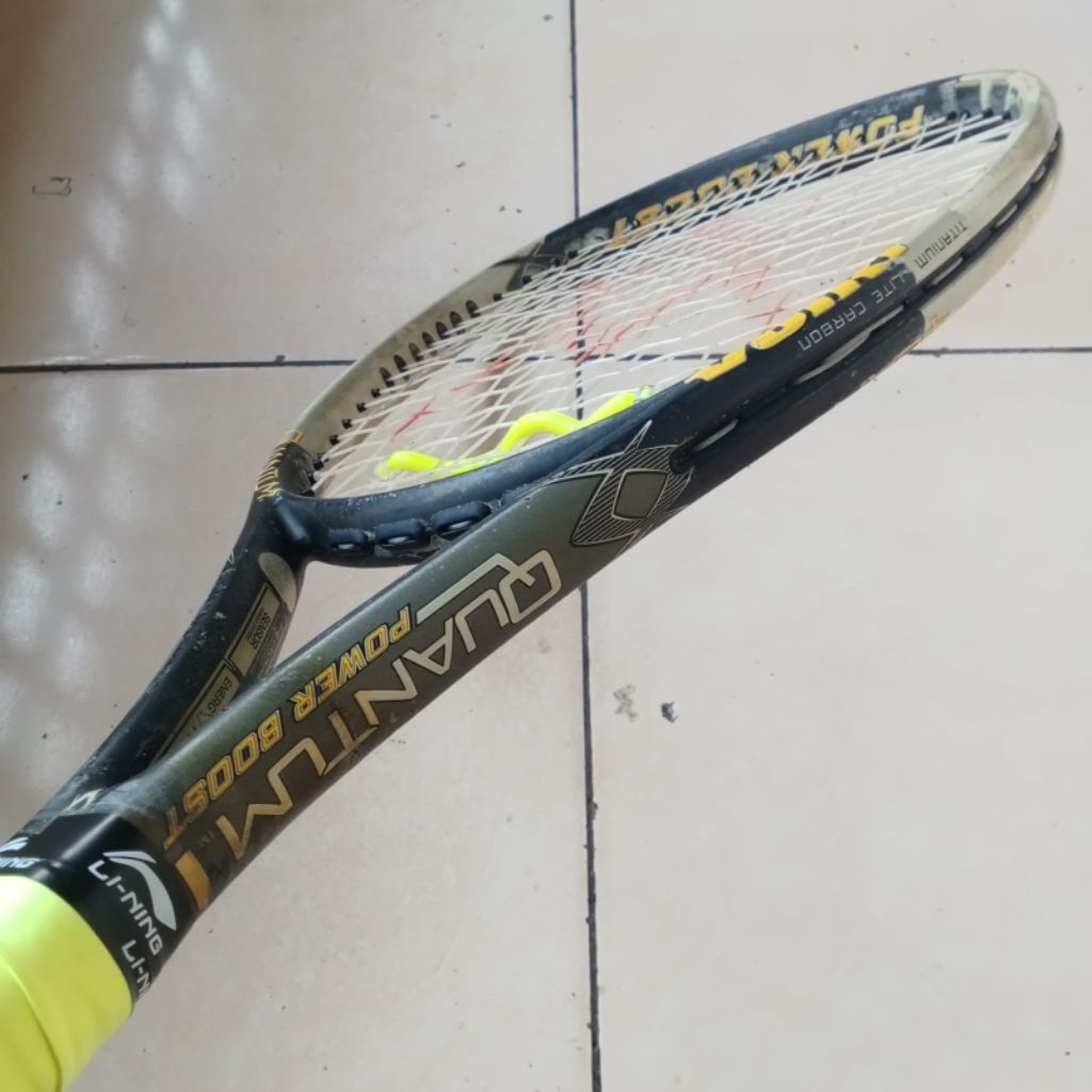 Raket tenis volkl quantum 1 original ringan