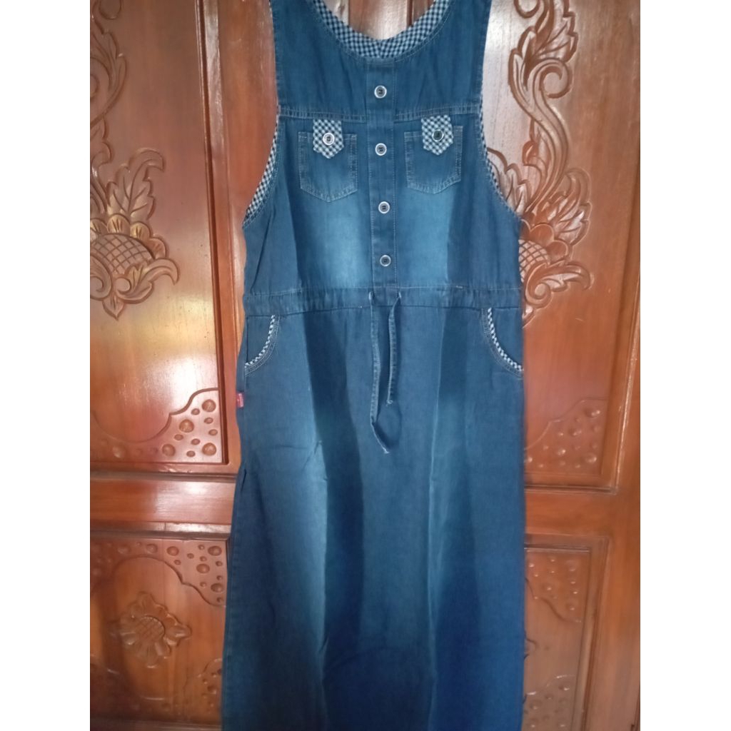 Preloved overall jeans