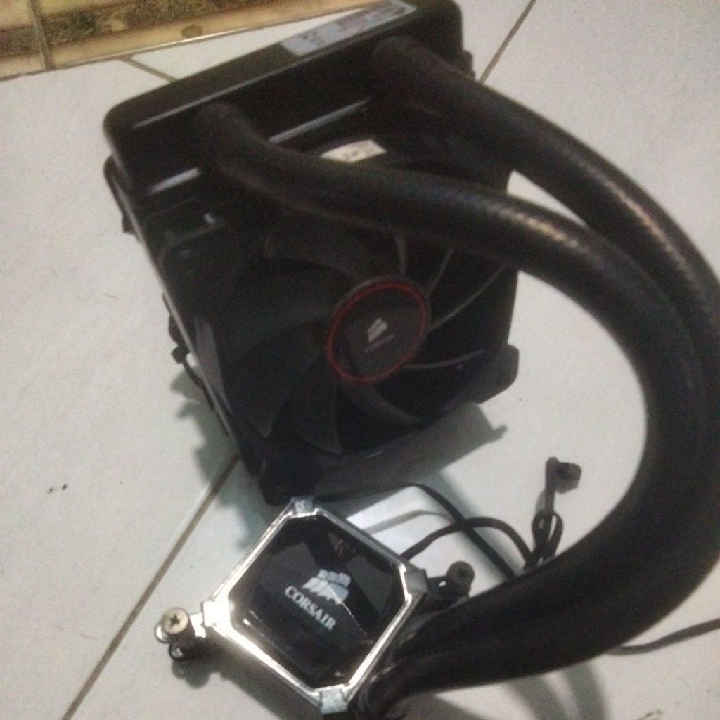 cpu water cooler liquid Corsair normal